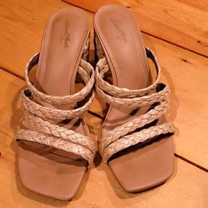 Universal Thread Claire Basket Woven Heels 7